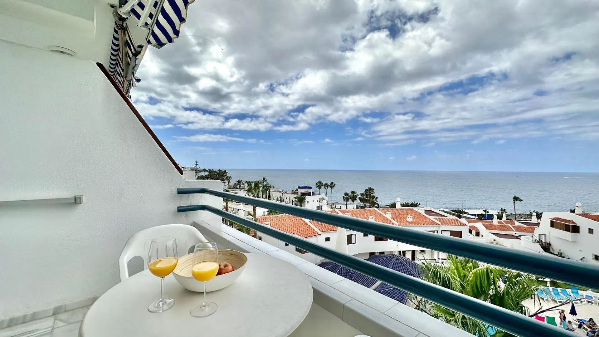 Atlantis Home (Adults Only) Costa Adeje  Spanien