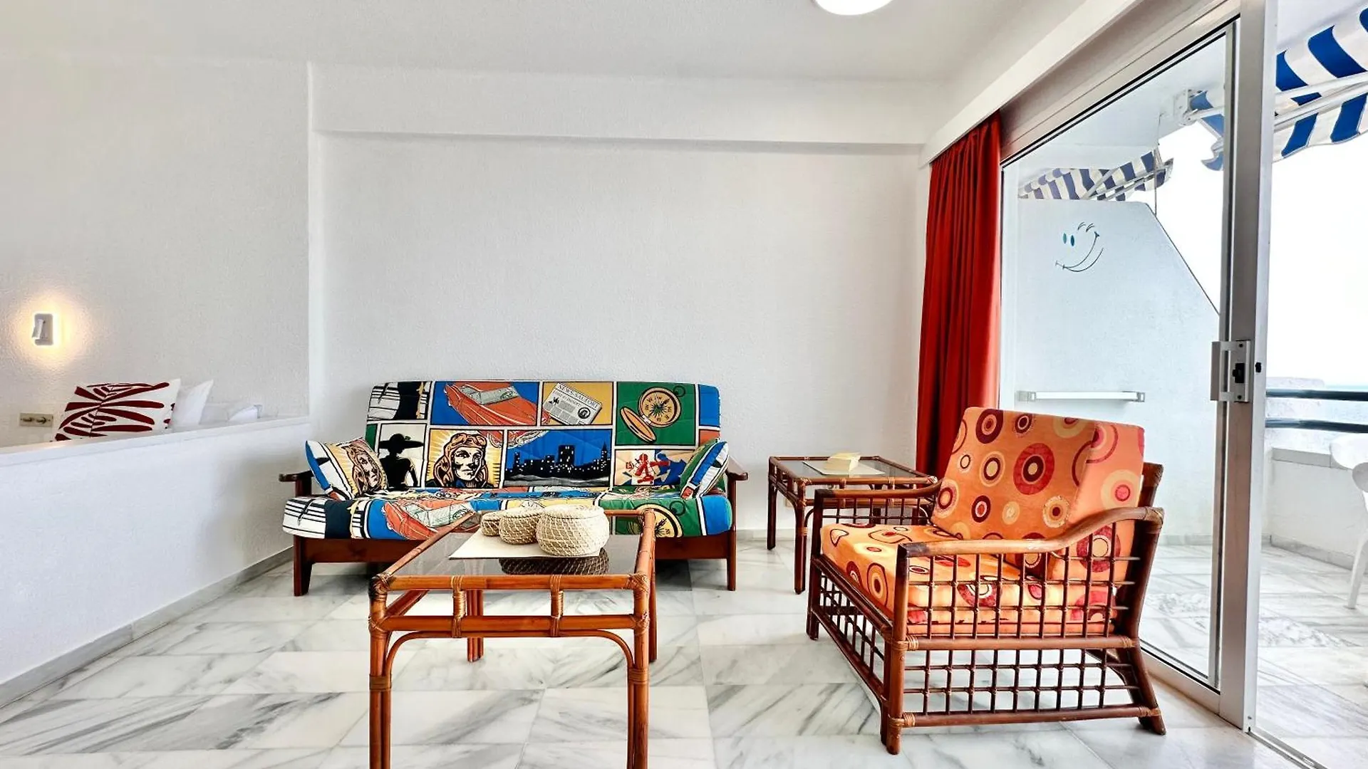 Atlantis Home (Adults Only) Costa Adeje  Apartamento Costa Adeje (Tenerife)